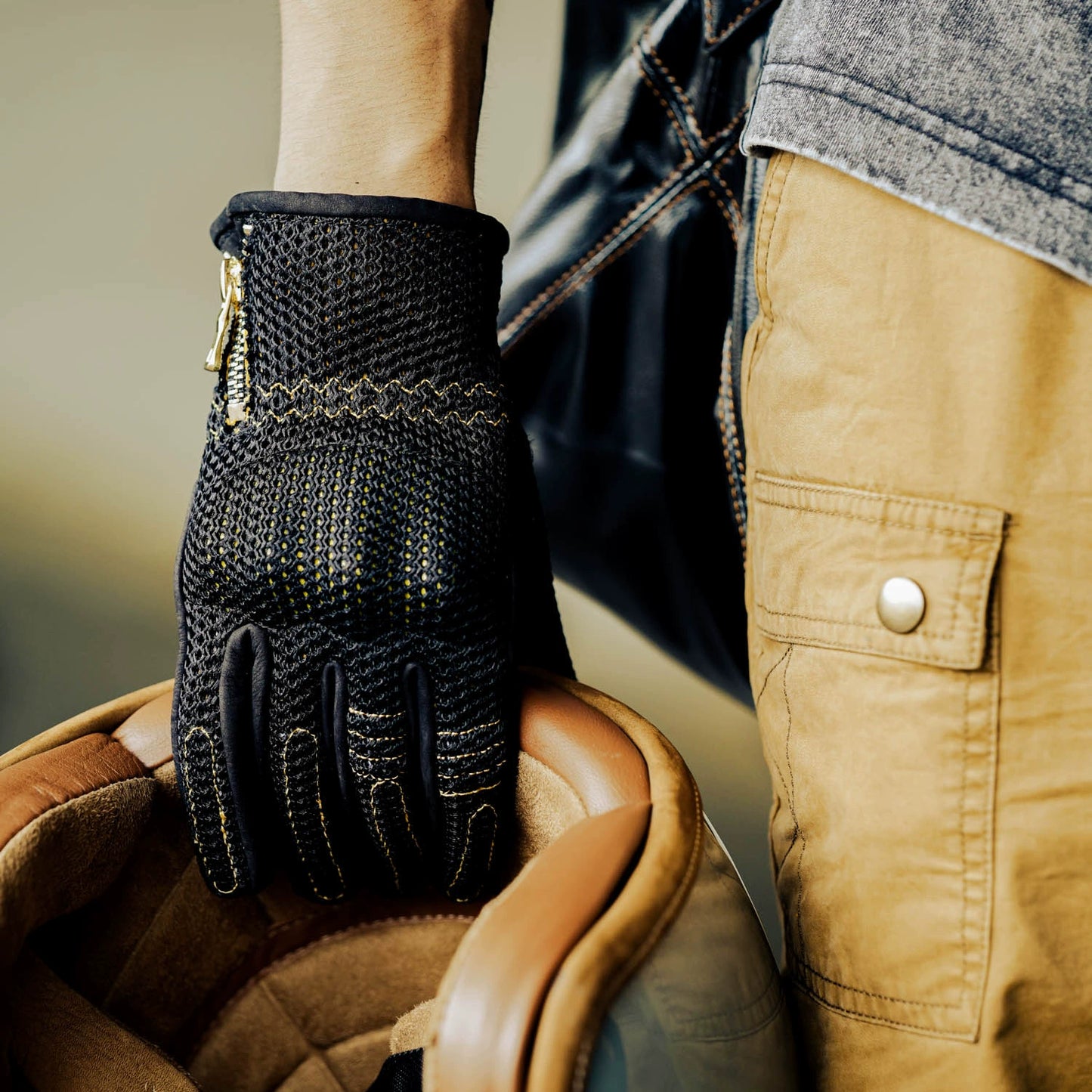 MR MOTOR Perforated Retro Riding Gloves