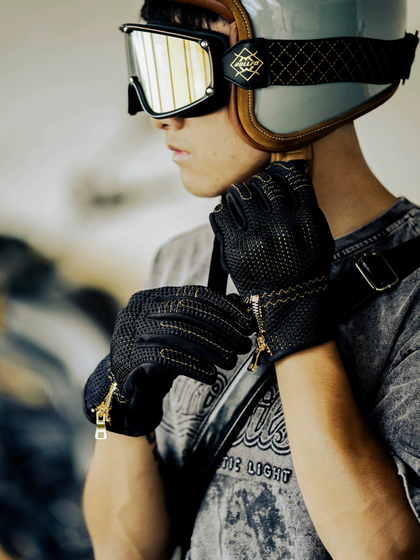 MR MOTOR Perforated Retro Riding Gloves